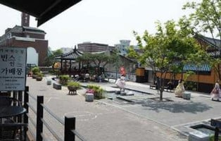 Parrilla El Loro Exterior