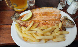 Cucu Haus Pizza Pasta food