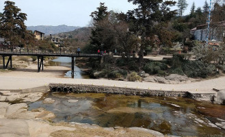 Cucu Haus Pizza Pasta outside