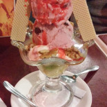 Andi restaurant food