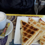 Benjamin Café drink