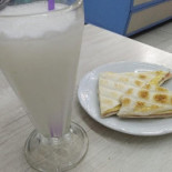 Benjamin Café drink