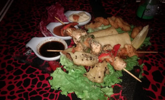 Oyshiki Fusion Resto & Vinos Comida