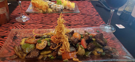 Oyshiki Fusion Resto & Vinos Comida