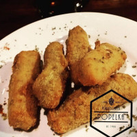 Cerveceria Popelka Nourriture