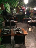 Club Tacuari inside