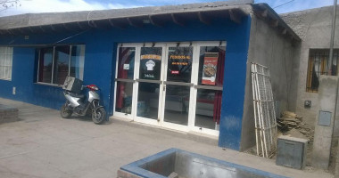 Rotiseria Y Patio De Comidas D.i.p.a.n. Außen