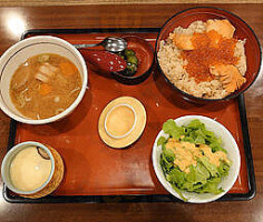 Korcho's Recargado food