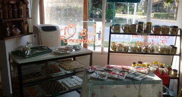 Teahouse And Cakes Oma