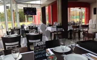 Set Point Restó À l'intérieur