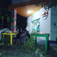 Carbon Parrilla De Barrio Exterior