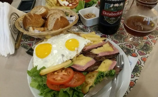 Sauco Restó Comida