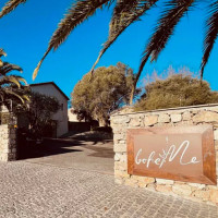 Rulo Coffee And Beer outside