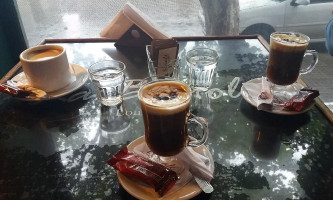 La Tola Lounge drink