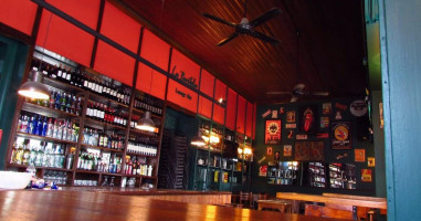 La Tola Lounge inside