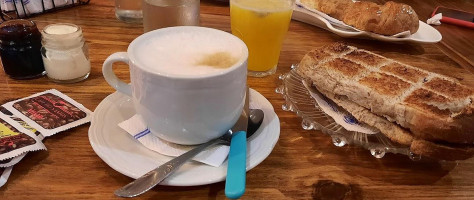 Macondo Resto Bebida