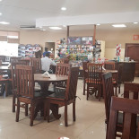 Parador Punto Medio inside