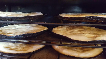 Bambinos Pizzas Y Calzones Nourriture