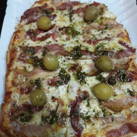 Bambinos Pizzas Y Calzones Nourriture