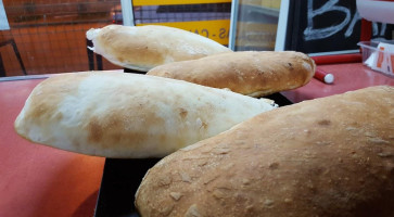 Bambinos Pizzas Y Calzones Nourriture