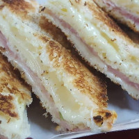 Bambinos Pizzas Y Calzones Nourriture