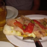 Pizzería Pepas food