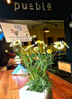 Puebla Burgers Exterior