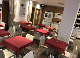 The L À l'intérieur