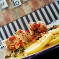 Lotito's A Lo Bestia Casa De Comidas Comida