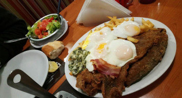 Lotito's A Lo Bestia Casa De Comidas Comida