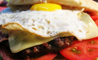 Lotito's A Lo Bestia Casa De Comidas Comida