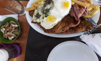 Lotito's A Lo Bestia Casa De Comidas Comida