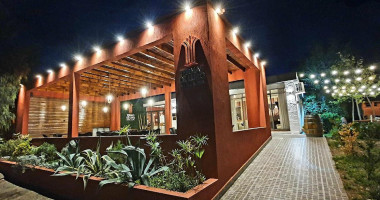 Termal, Pedro Luro Exterior