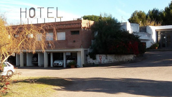 Termal, Pedro Luro Exterior