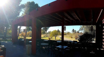 Termal, Pedro Luro Exterior