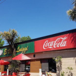 El Viejo Luiggi de Gonnet outside