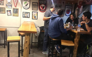 El Tablón Pizza A La Piedra inside