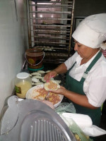 Pizzeria Nero Pizza Empanadas Fugazzas drink