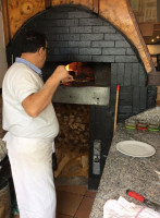 Pizzeria Nero Pizza Empanadas Fugazzas drink