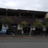 Y Lo De Pocha Extérieur