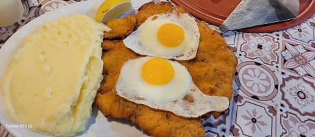 La Cabaña Resto- /parrilla! food