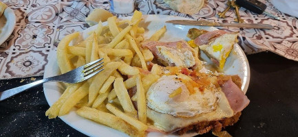 La Cabaña Resto- /parrilla!