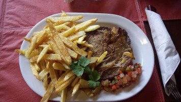 Resto Caffee Benja 's Comida