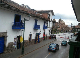 Rest Nandos Bistro Lounge Extérieur