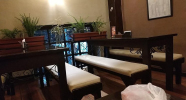 Supremma Pizza Shop À l'intérieur