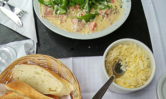 Il Ballo del Mattone Nourriture