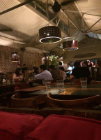 El Club De La Milanesa À l'intérieur