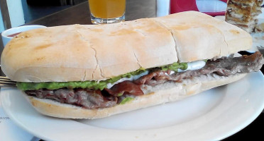 Quinto Cheers Bar Restaurante Comida