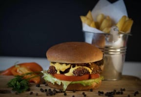 Zambito Comida Peruana