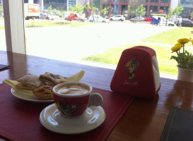 Café Viva Espresso drink